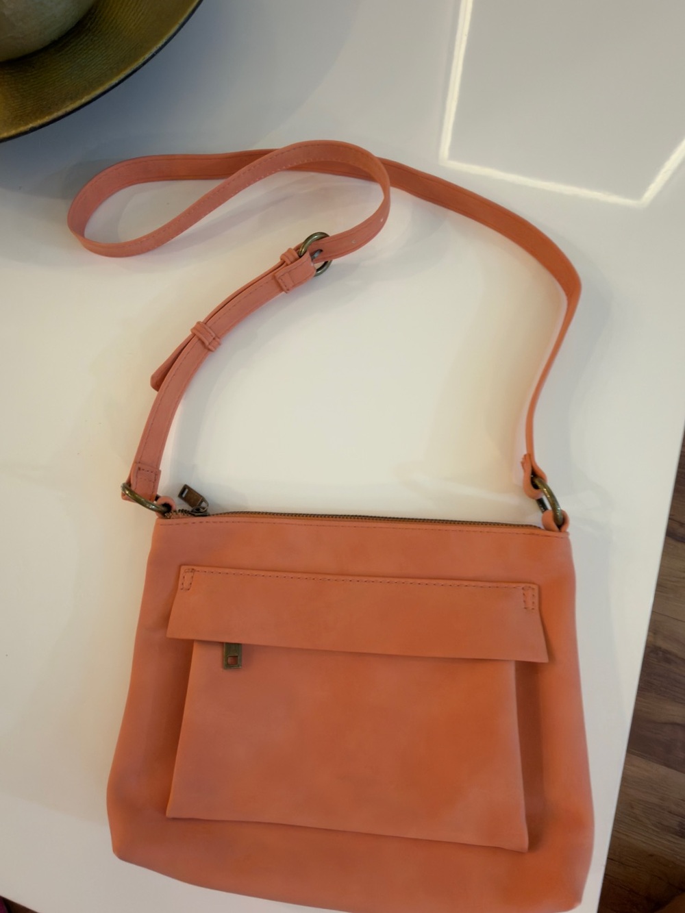 Universal Thread Coral Shoulder Crossbody Bag